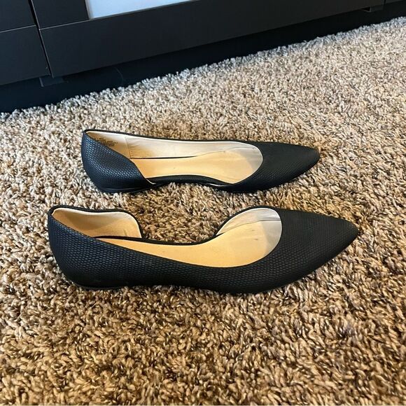 Apt 9 Pointed Toe Flat - Picture 2 of 12